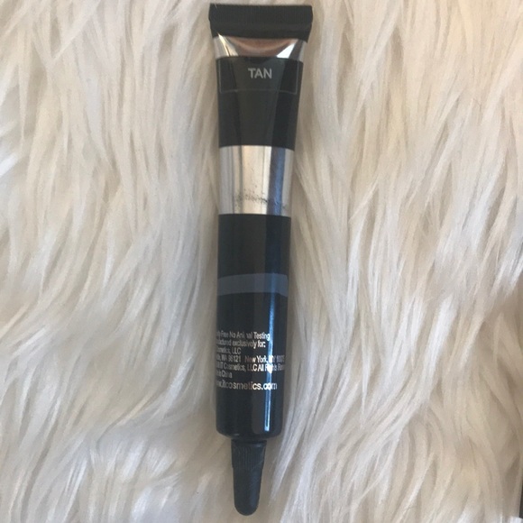 IT Cosmetics Concealer - Picture 2 of 2